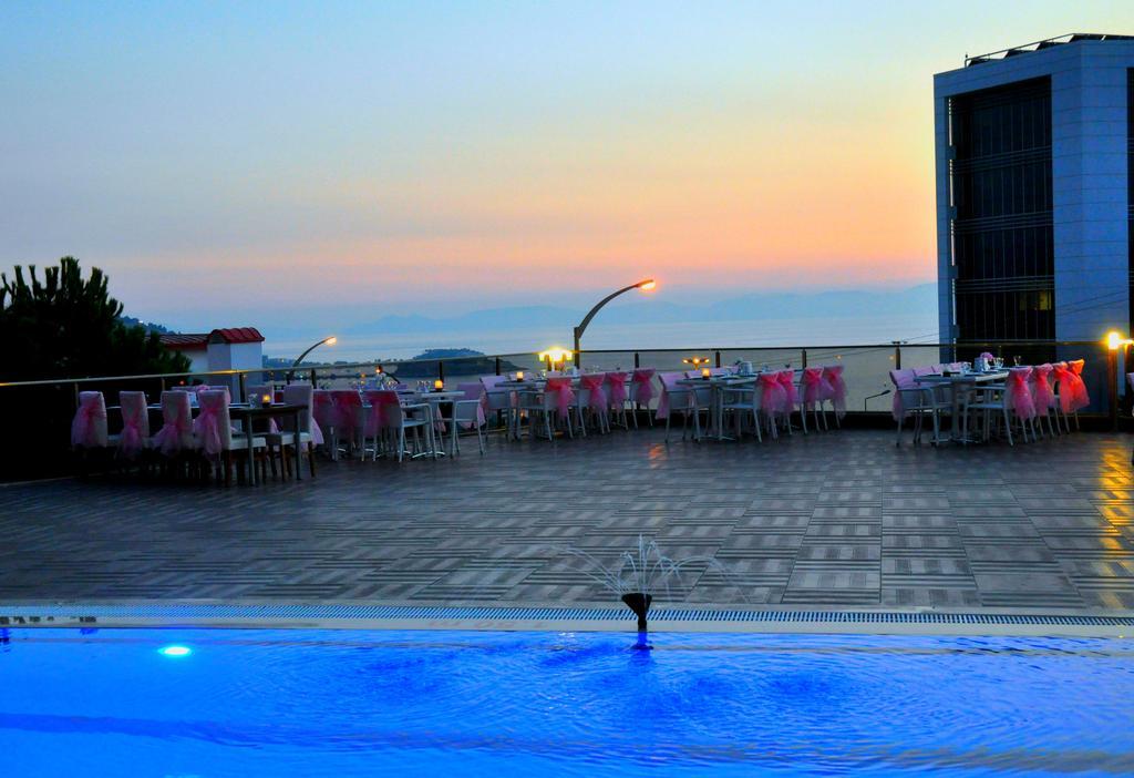 Comfort Ada Class Hotel Κουσάντασι Εξωτερικό φωτογραφία